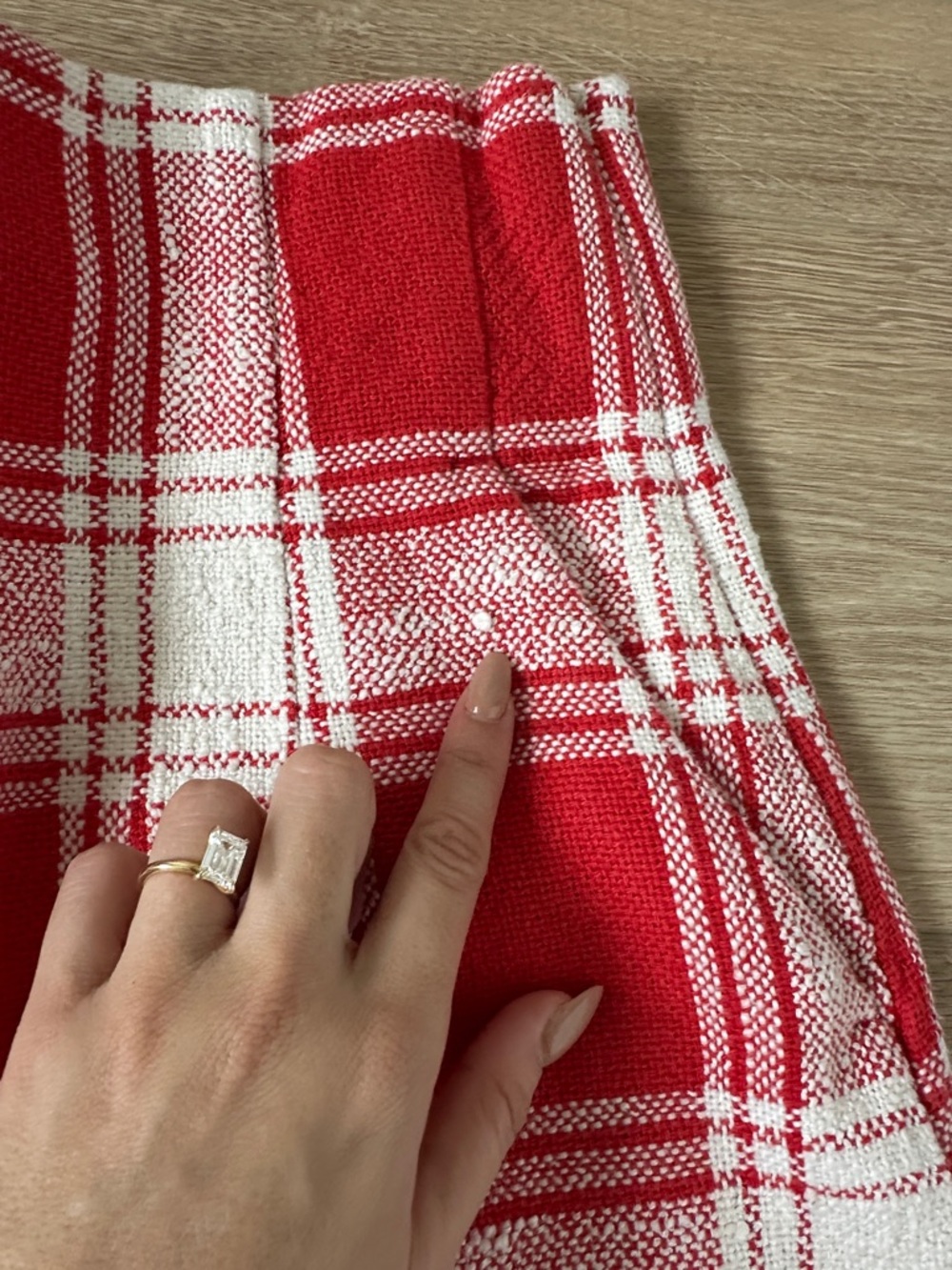 Zara Red and White Checkered Mini Skirt - Picture 4 of 9